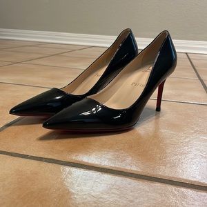 Black Heels w/ Red Bottoms